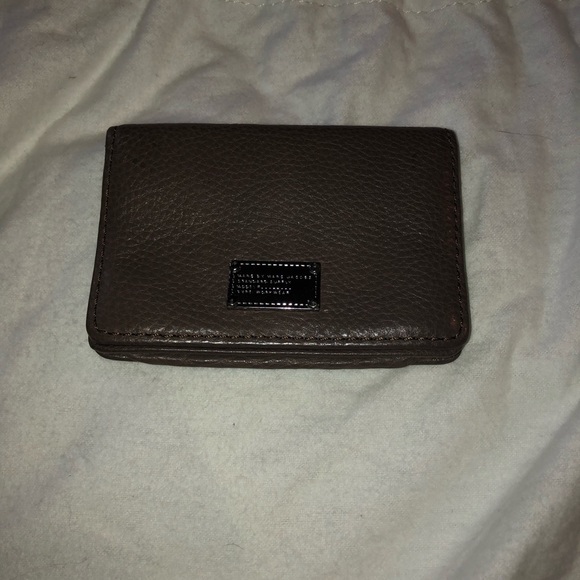 Marc by Marc Jacobs 3 Matching Piece Set - Picture 3 of 8